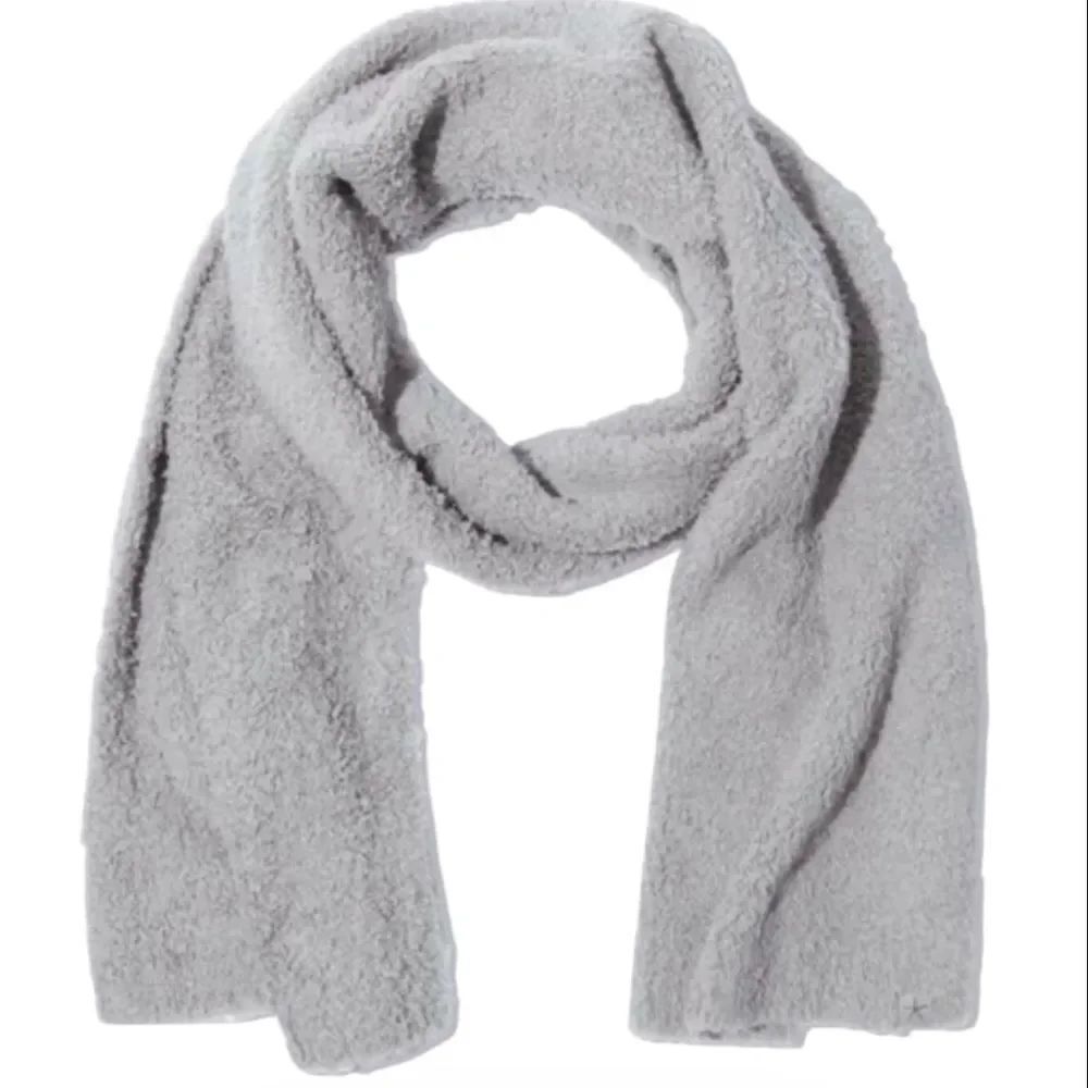 Barefoot Dreams Cozychic Women's Plush Scarf - Light Gray